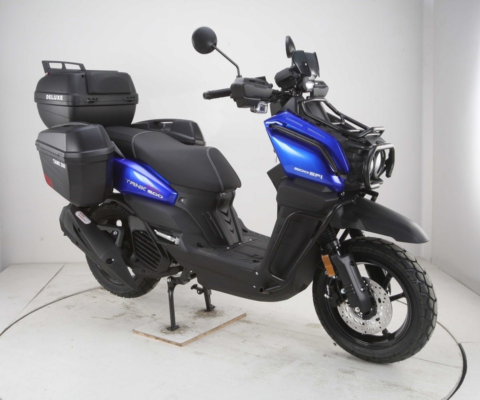 Новый армейский скутер 200 танка 200 Efi Deluxe Model с большими шинами и боковыми багажниками
